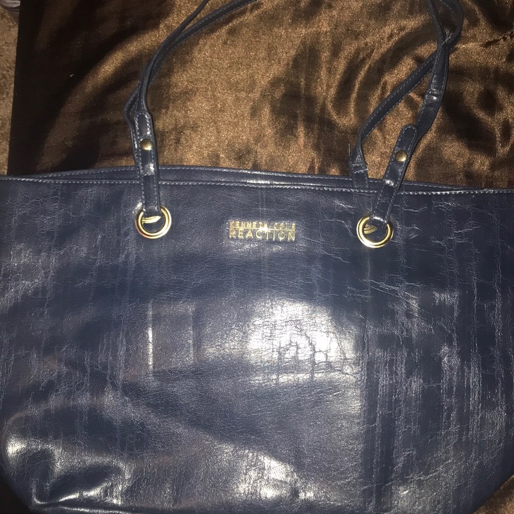 Kenneth Cole Reaction Purse! 👛